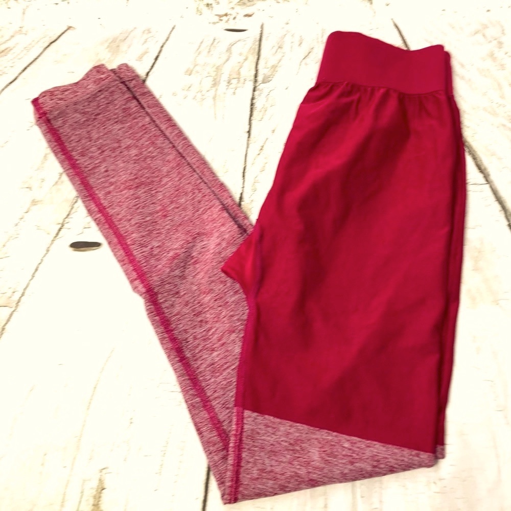 Gymshark Red 2 Tone Leggings Sz XS Barely Worn